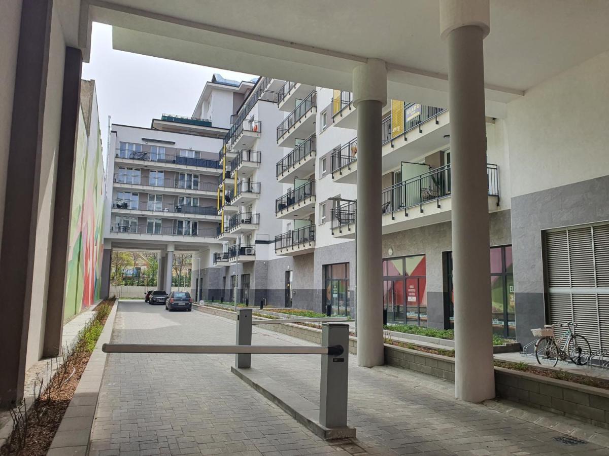 Park West Apartment - Free Parking Budapest Kültér fotó