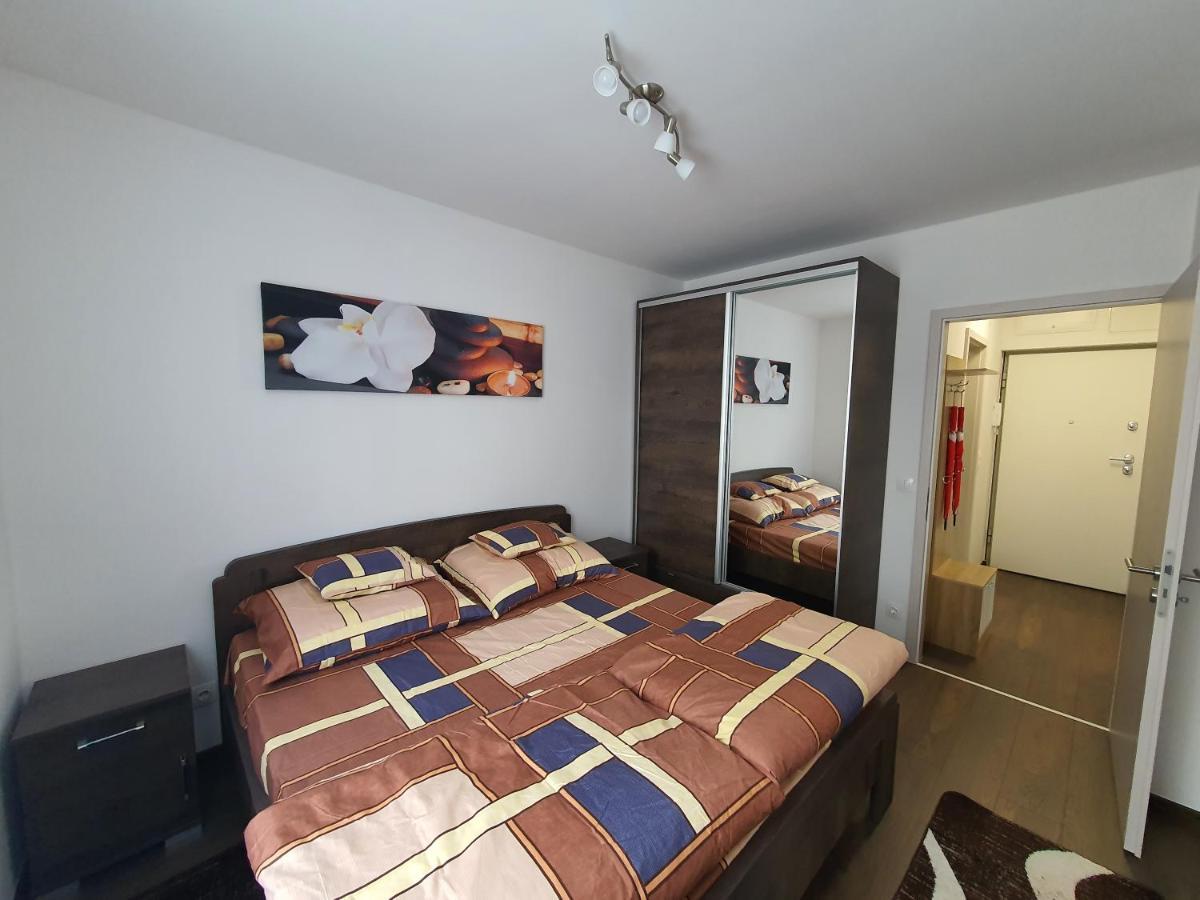 Park West Apartment - Free Parking Budapest Kültér fotó